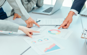 マーケティング